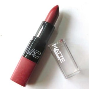 Labial Lipstick Matte LA Colors